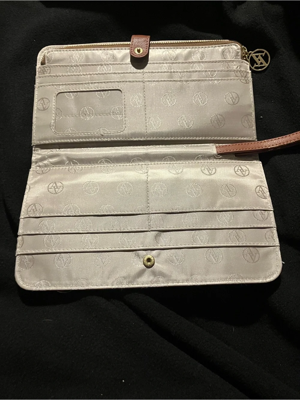 Adrienne Vittadini Brown Faux Leather Wristlet Clutch